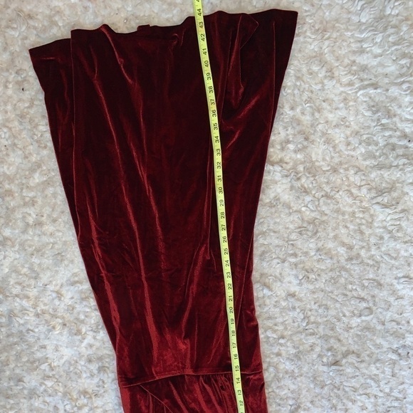 Ali & Jay Sleeveless Velvet Faux Wrap Midi Dress - Picture 7 of 8